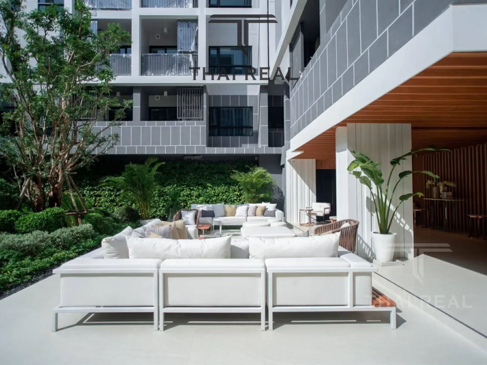Upgraded 1-Bed Condo at Dcondo D2 – photo 16