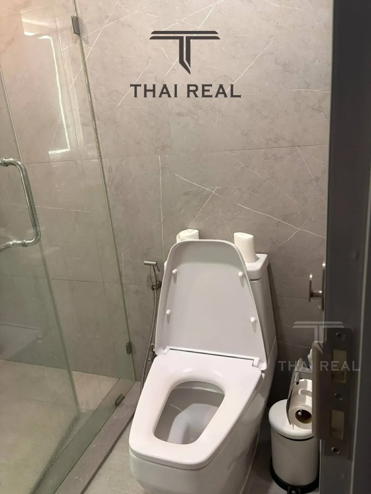 Upgraded 1-Bed Condo at Dcondo D2 – photo 10