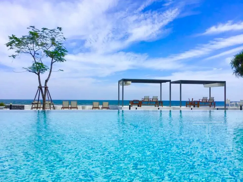 Beachfront 2-Bed Condo, The Crest Santora – photo 27