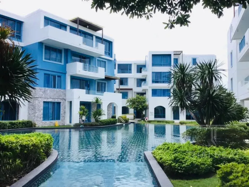 Beachfront 2-Bed Condo, The Crest Santora – photo 41