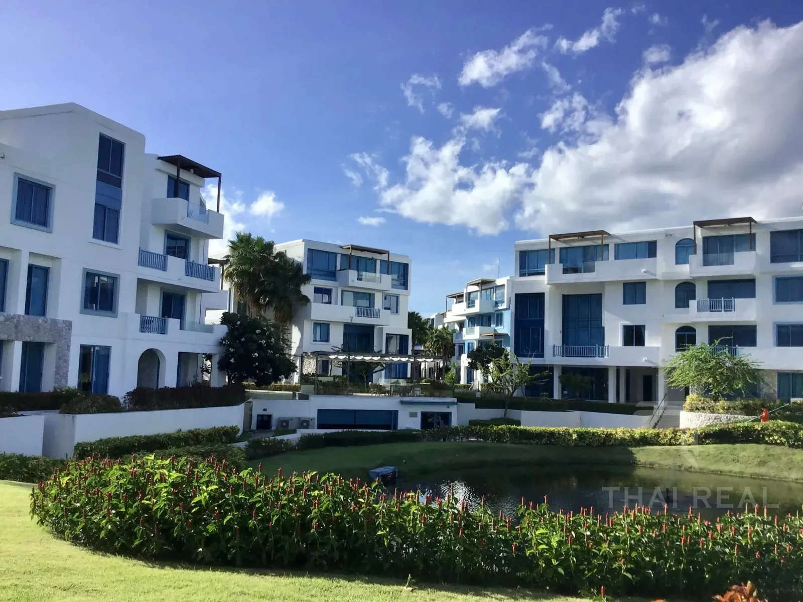 Beachfront 2-Bed Condo, The Crest Santora – photo 44