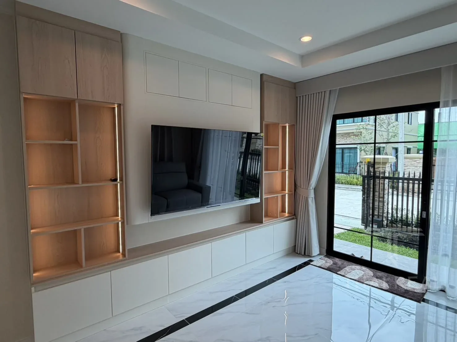 Supalai Lagoon Family House with Office – photo 13