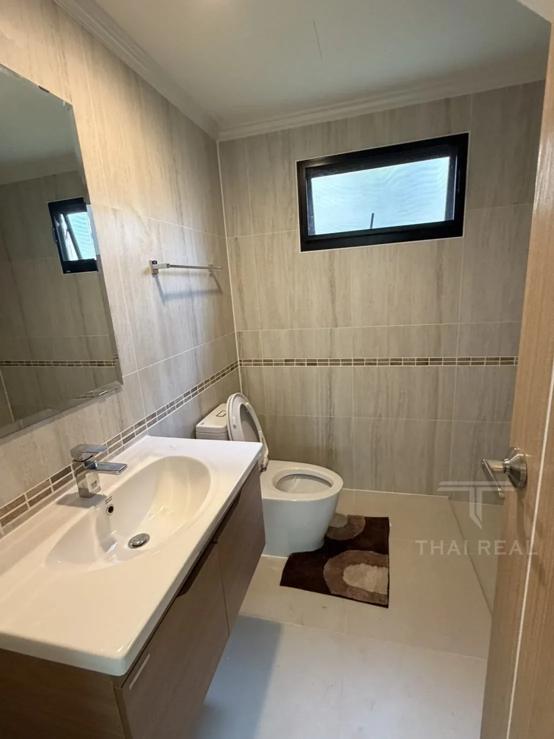 Supalai Lagoon Family House with Office – photo 19