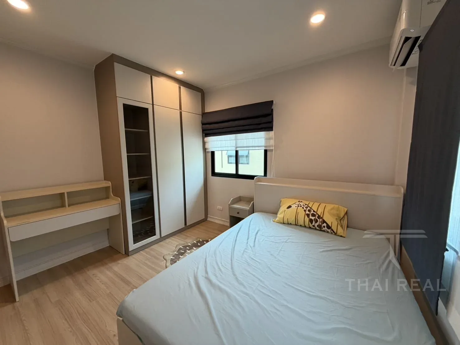 Supalai Lagoon Family House with Office – photo 11