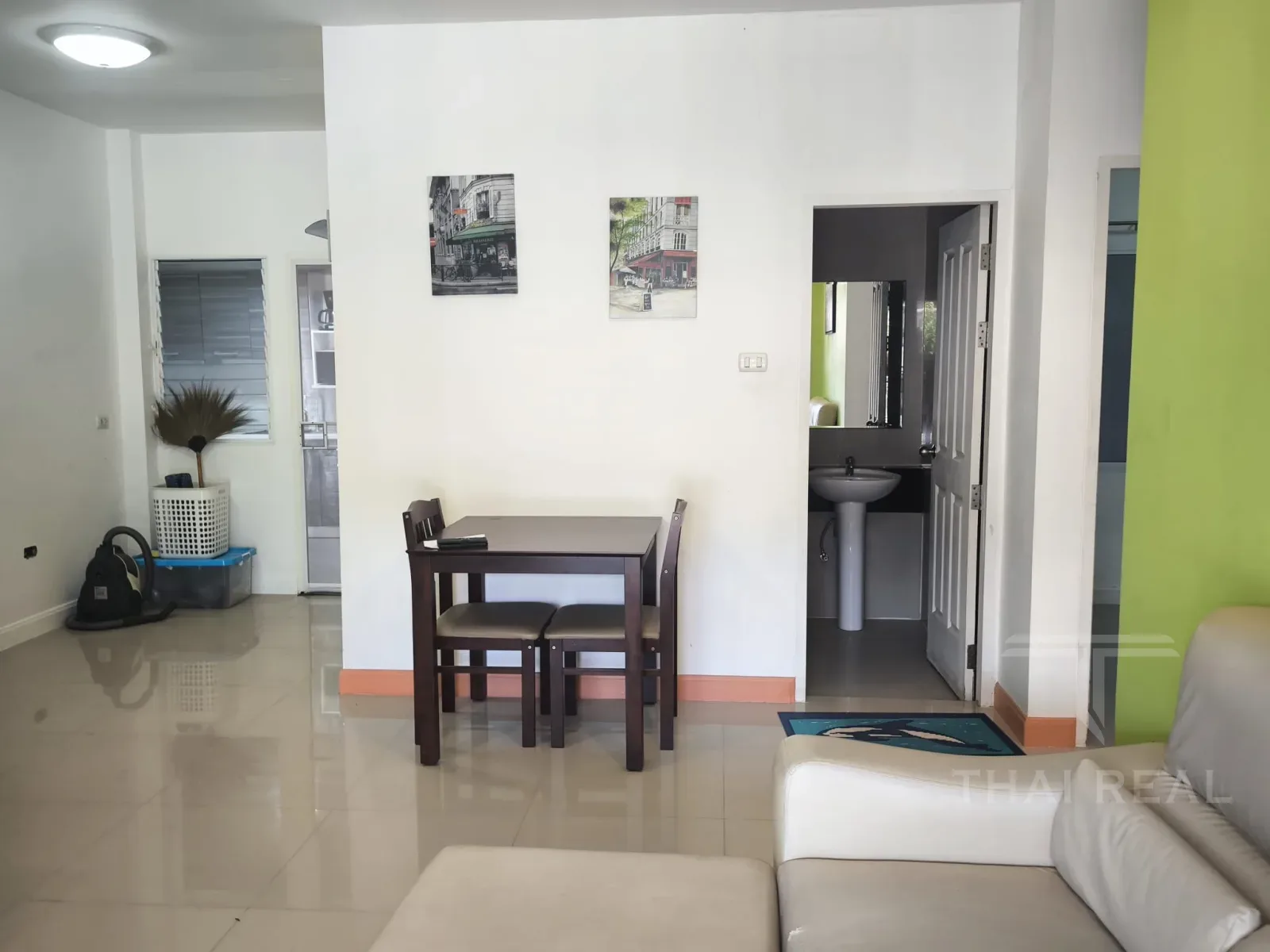 Affordable 2-Room House – photo 3