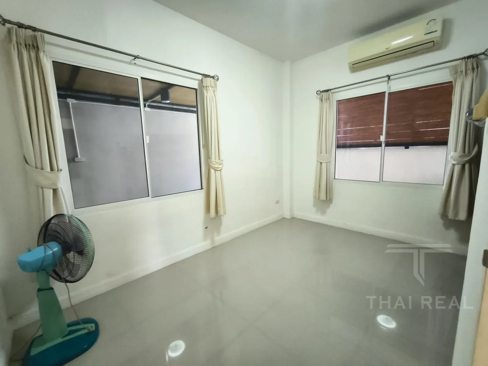 Affordable 2-Room House – photo 8