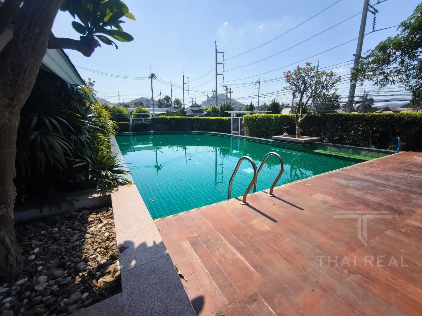 Affordable 2-Room House – photo 18