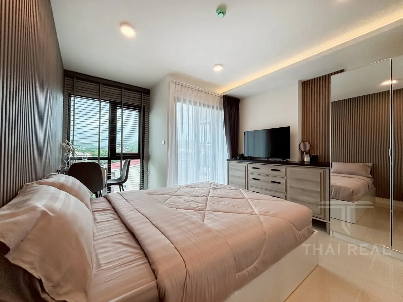 Modern Studio at Mira Monte – photo 2