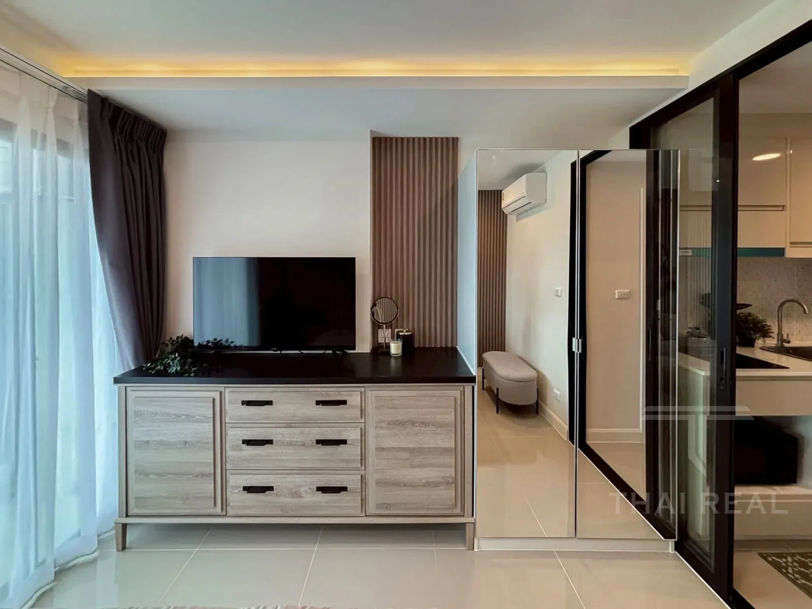Modern Studio at Mira Monte – photo 5