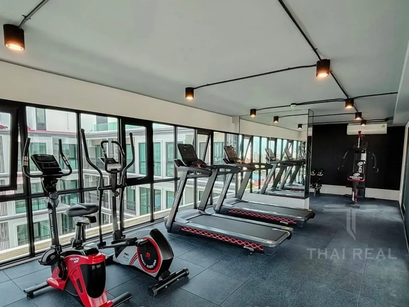 Modern Studio at Mira Monte – photo 21