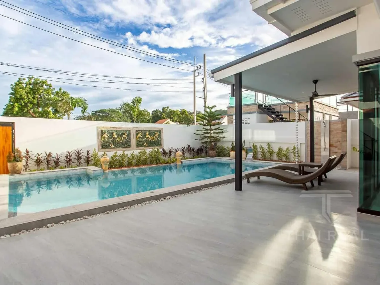Luxury Saltwater Pool Villa – photo 14