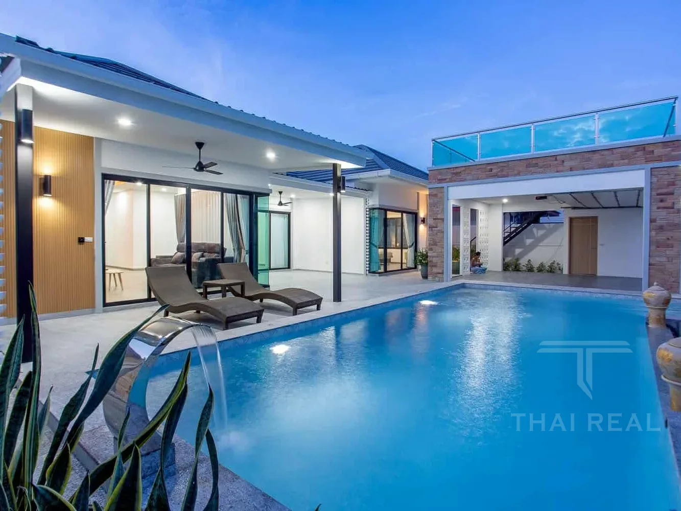 Luxury Saltwater Pool Villa – photo 2