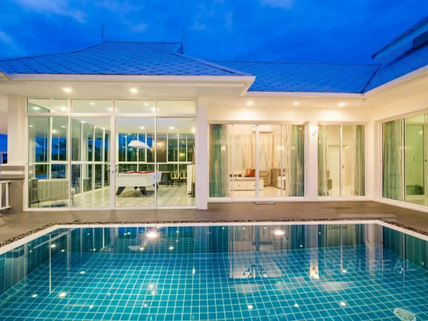 Central-Pool Luxury Villa – photo 3