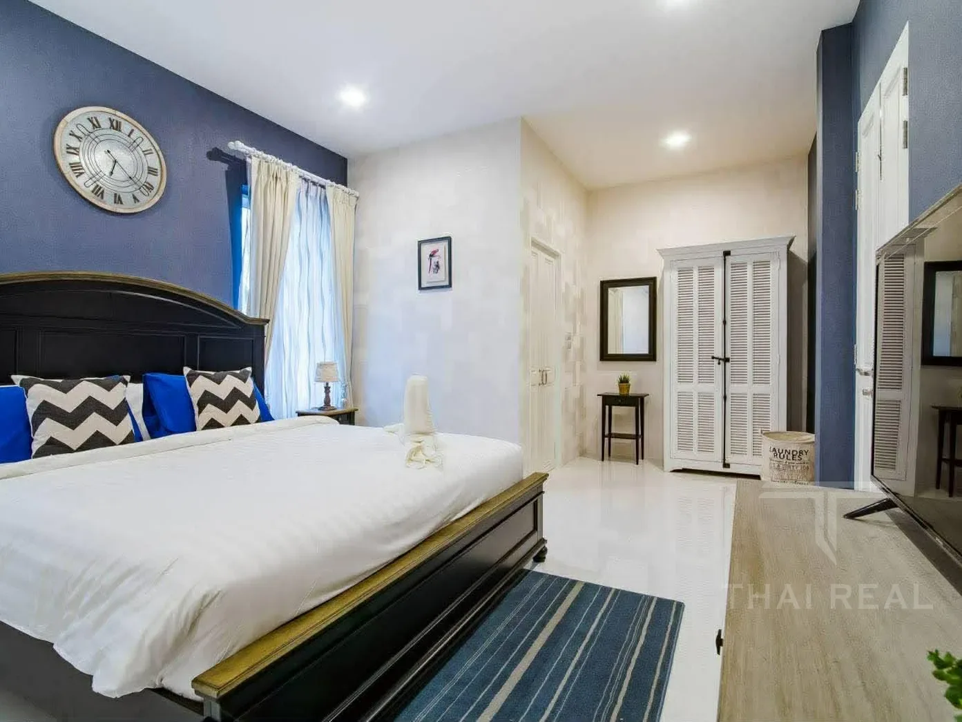 Central-Pool Luxury Villa – photo 22
