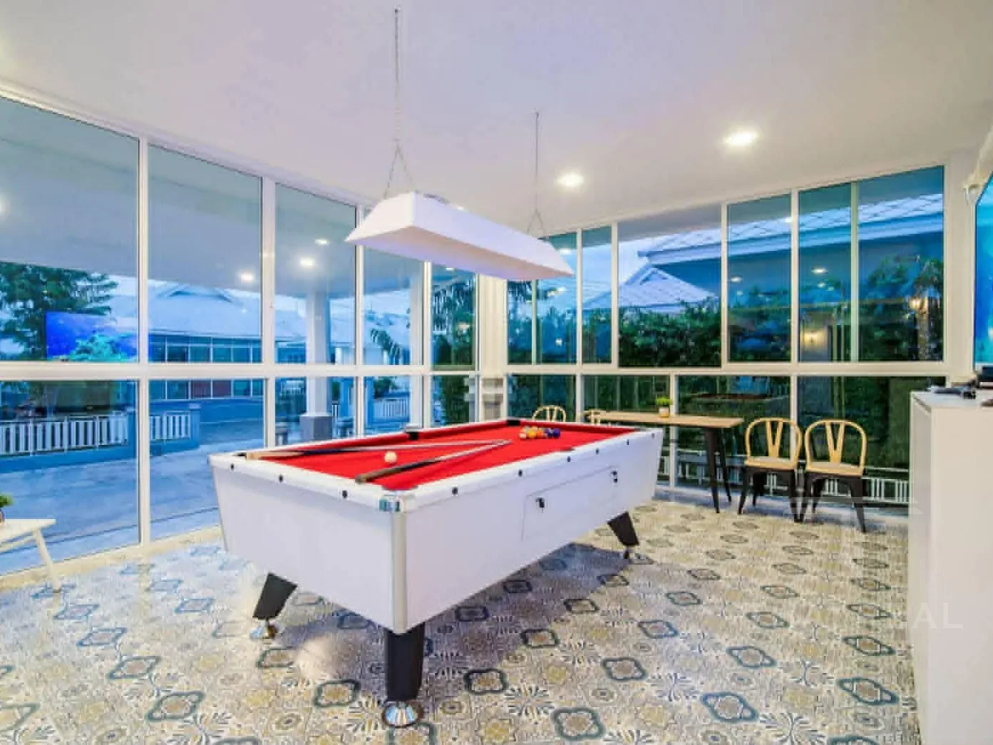 Central-Pool Luxury Villa – photo 11