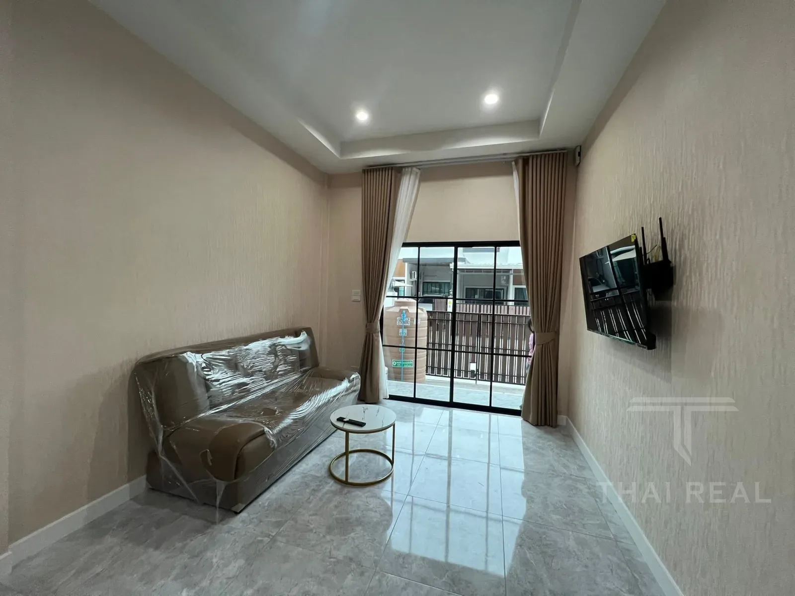 Modern Townhouse at Midtown – photo 2