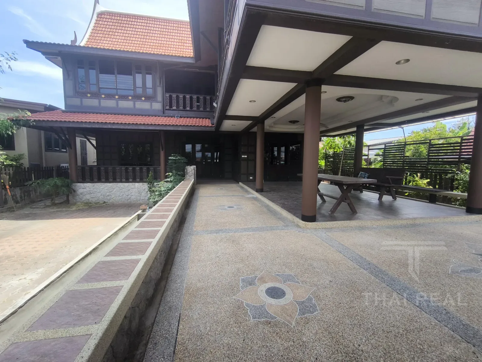 Traditional Thai Teakwood House – photo 9