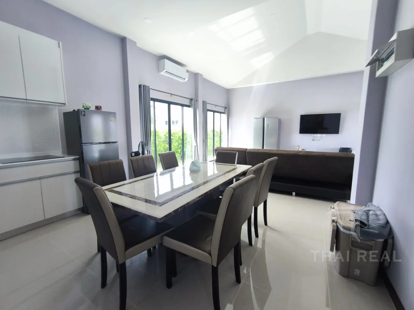 Spacious House with Large Garden – photo 12