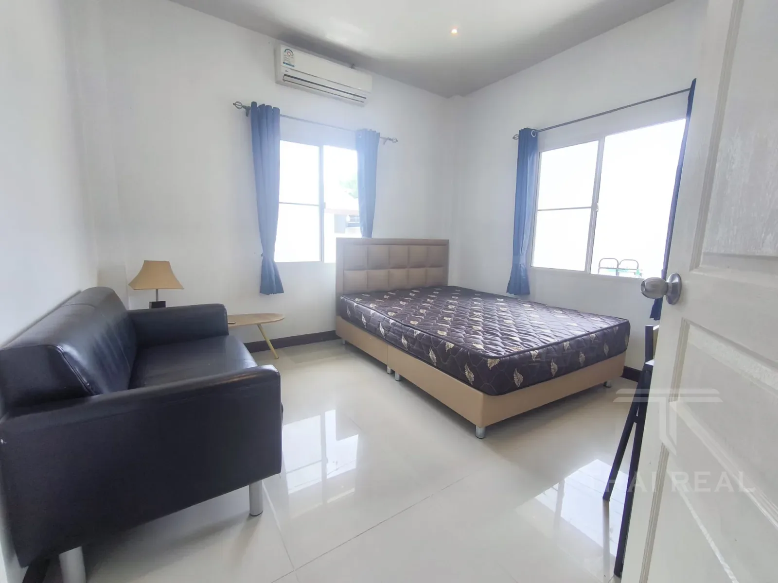 La Vallee 3-Bed House with Facilities – photo 19