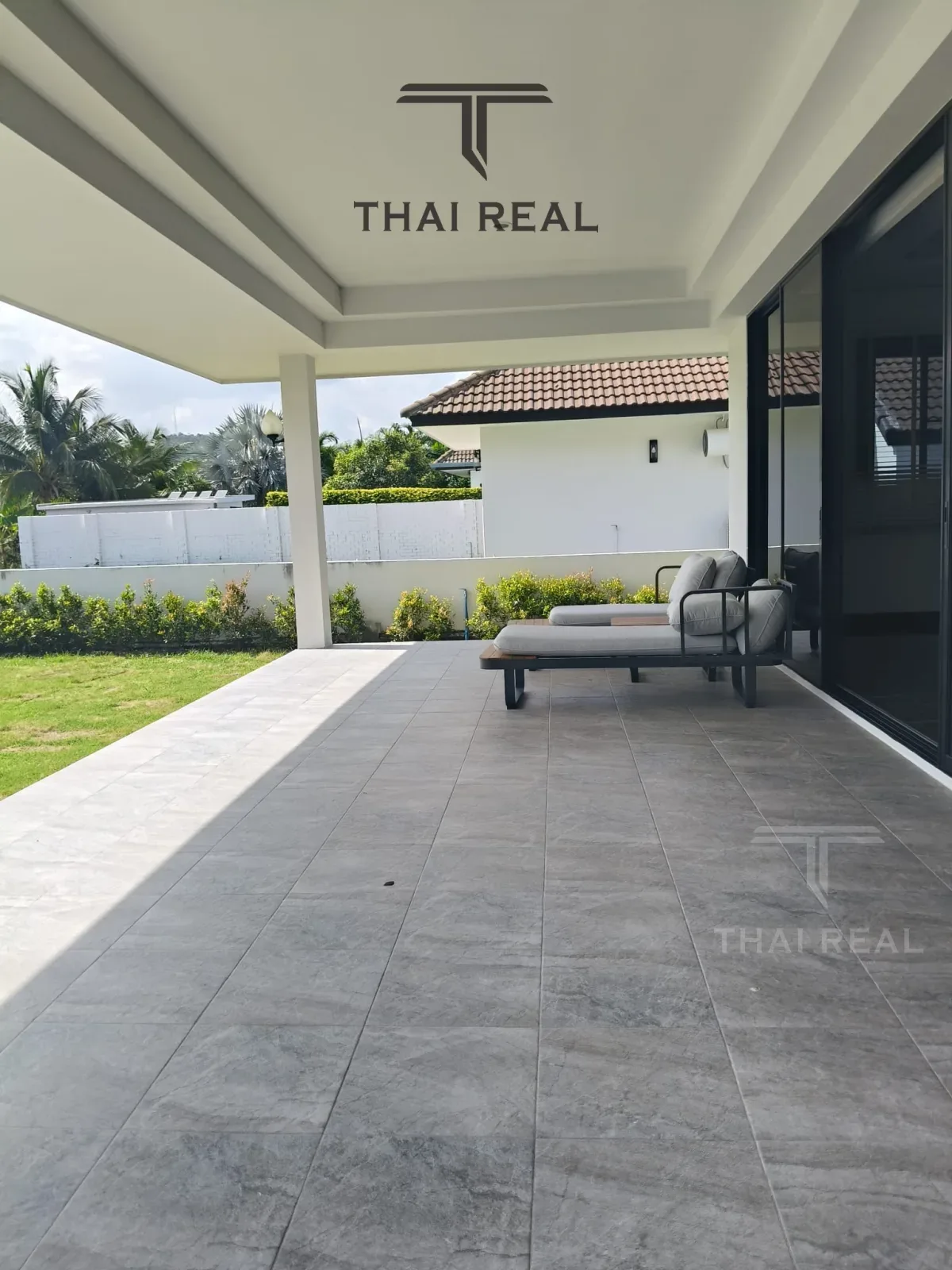 Modern Pool Villa with Jacuzzi – photo 22