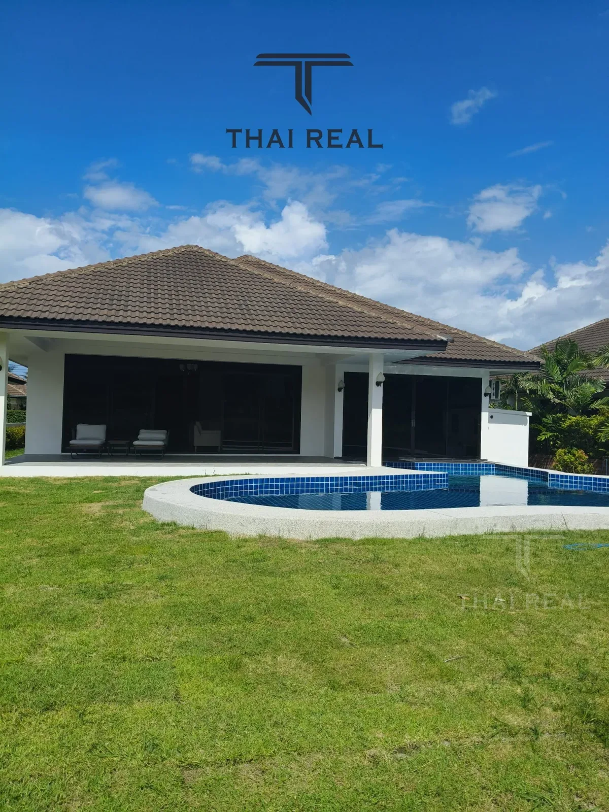 Modern Pool Villa with Jacuzzi – photo 3