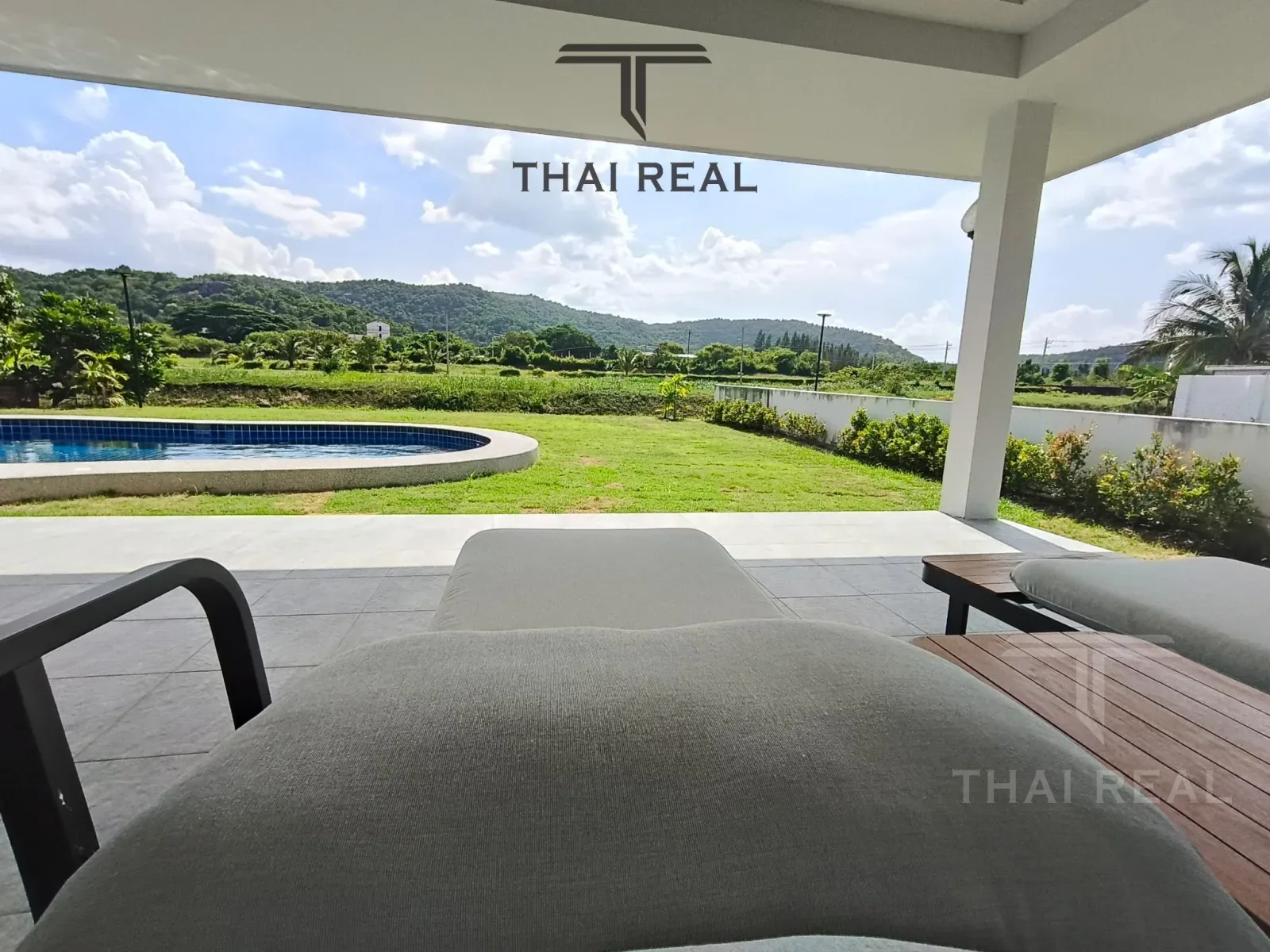 Modern Pool Villa with Jacuzzi – photo 21