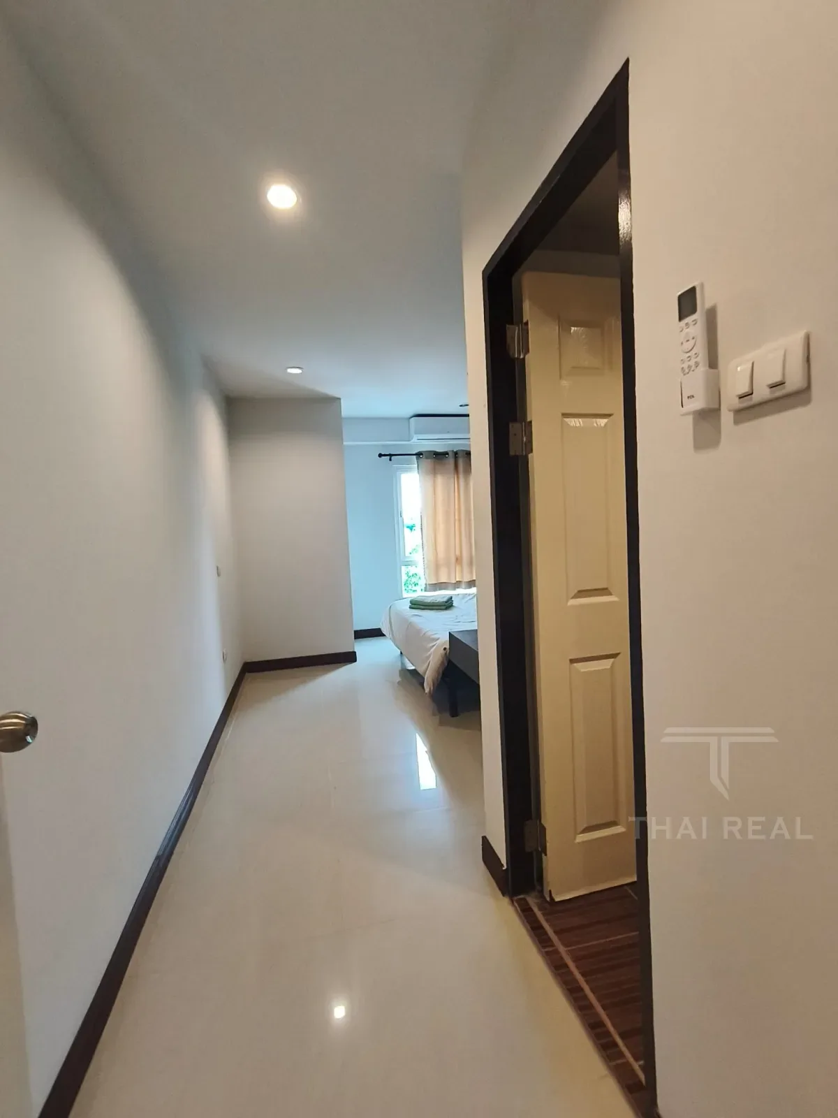 Spacious 2-Bed Condo – photo 12