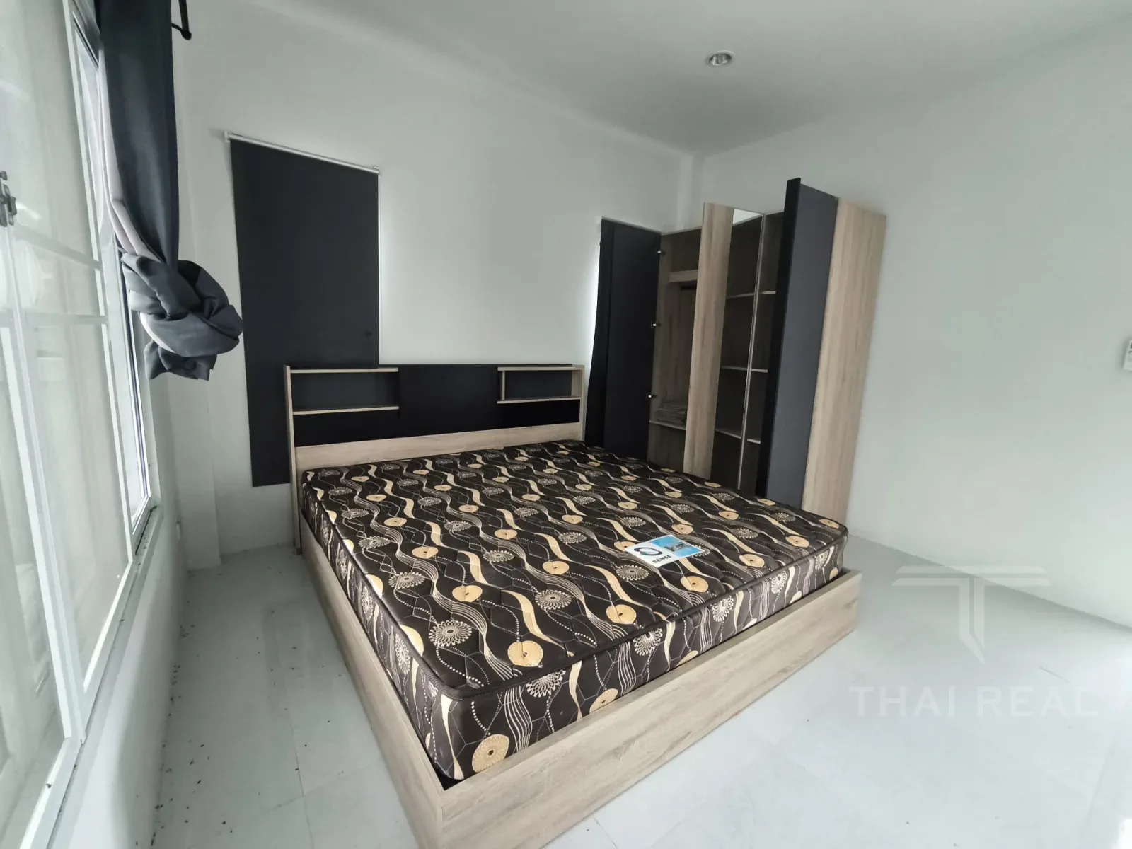 บ้านรีโนเวทใหม่ 2-bed พร้อมดาดฟ้า – photo 11