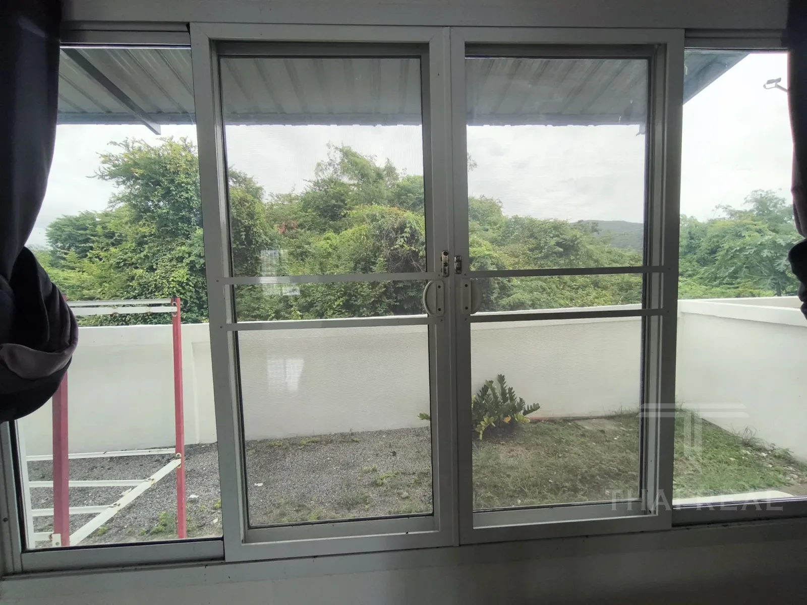 บ้านรีโนเวทใหม่ 2-bed พร้อมดาดฟ้า – photo 16