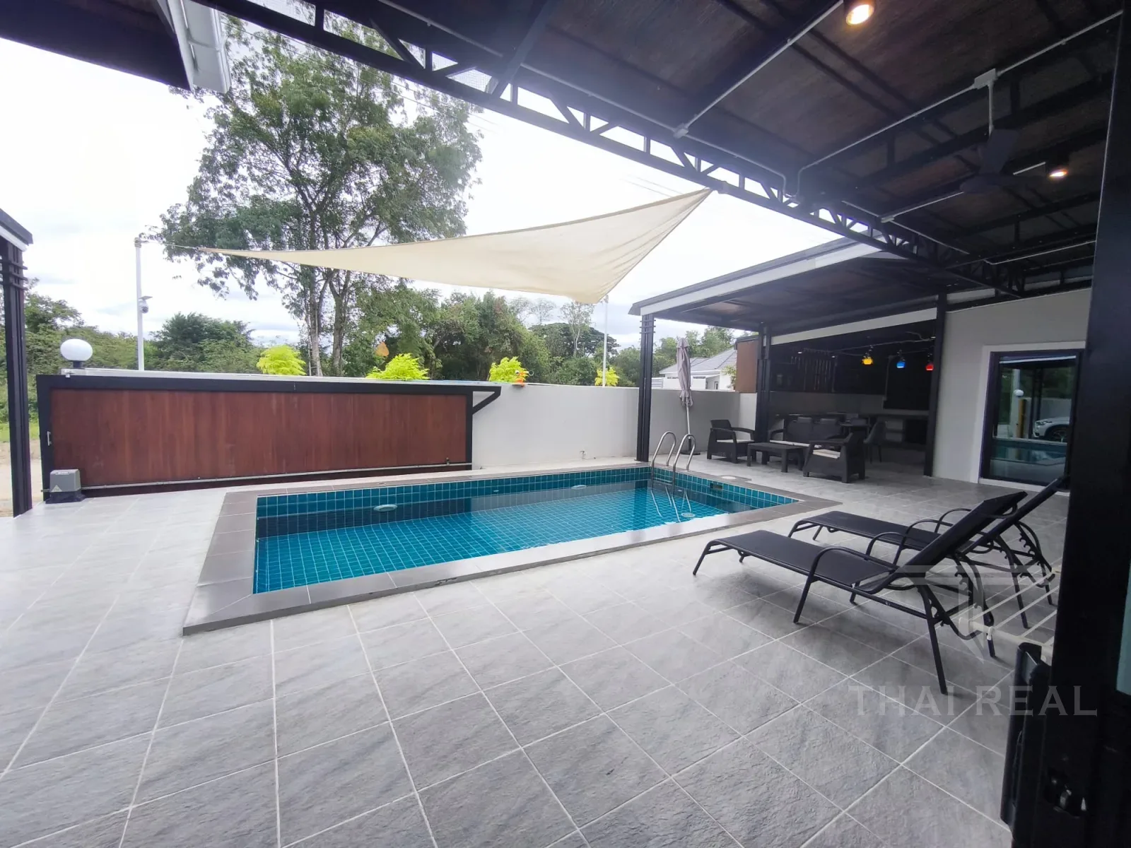 Private Pool Villa with Modern Kitchen – photo 3