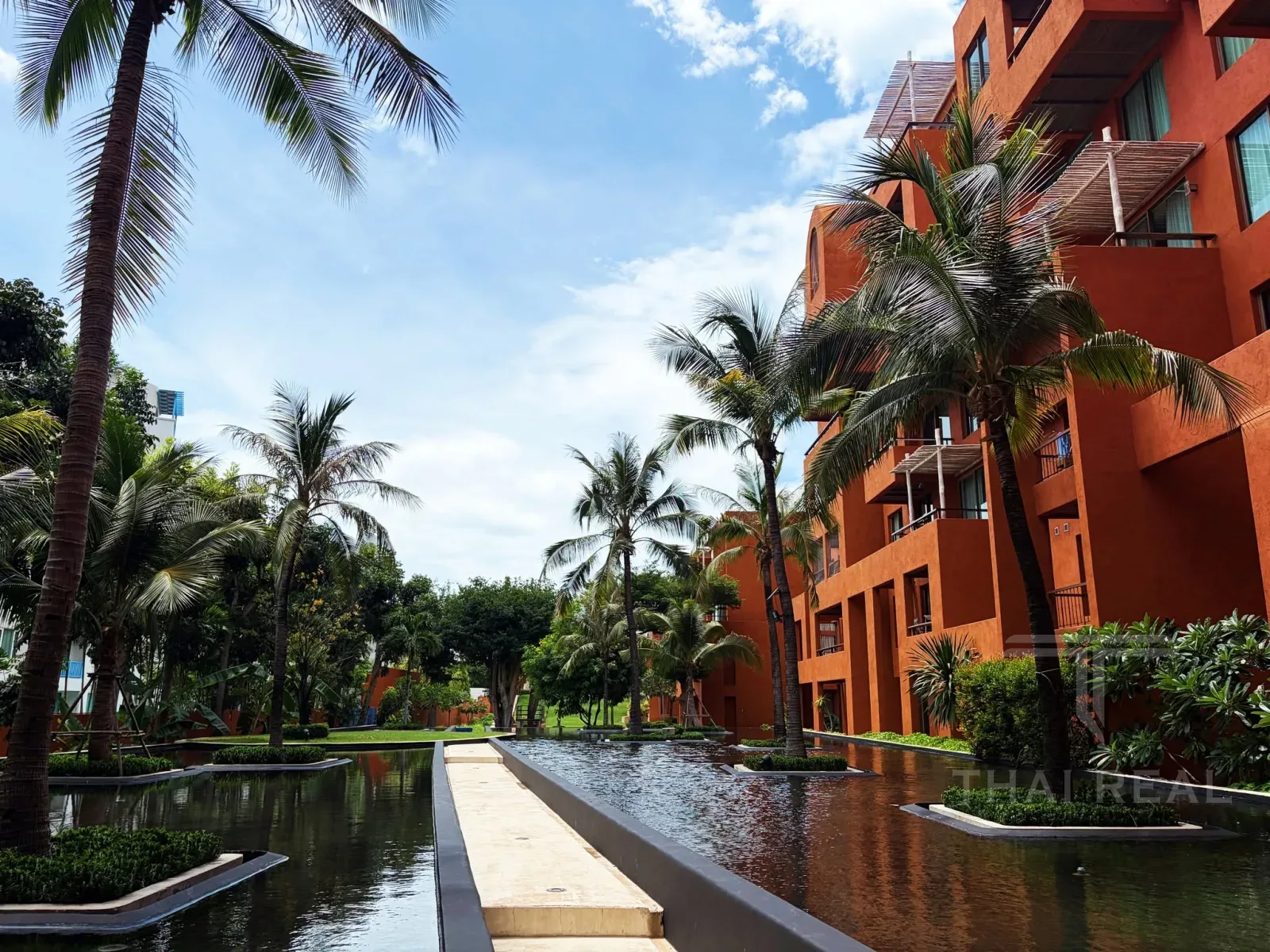 Beachfront 2-Bed Condo — Las Tortugas – photo 16