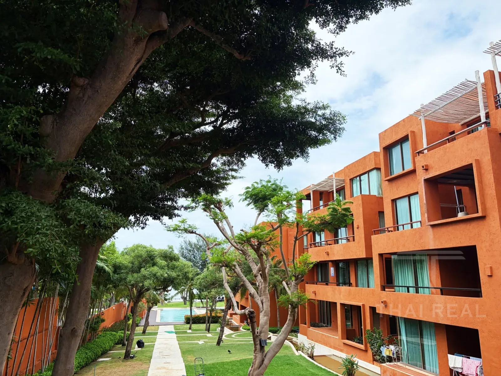Beachfront 2-Bed Condo — Las Tortugas – photo 14