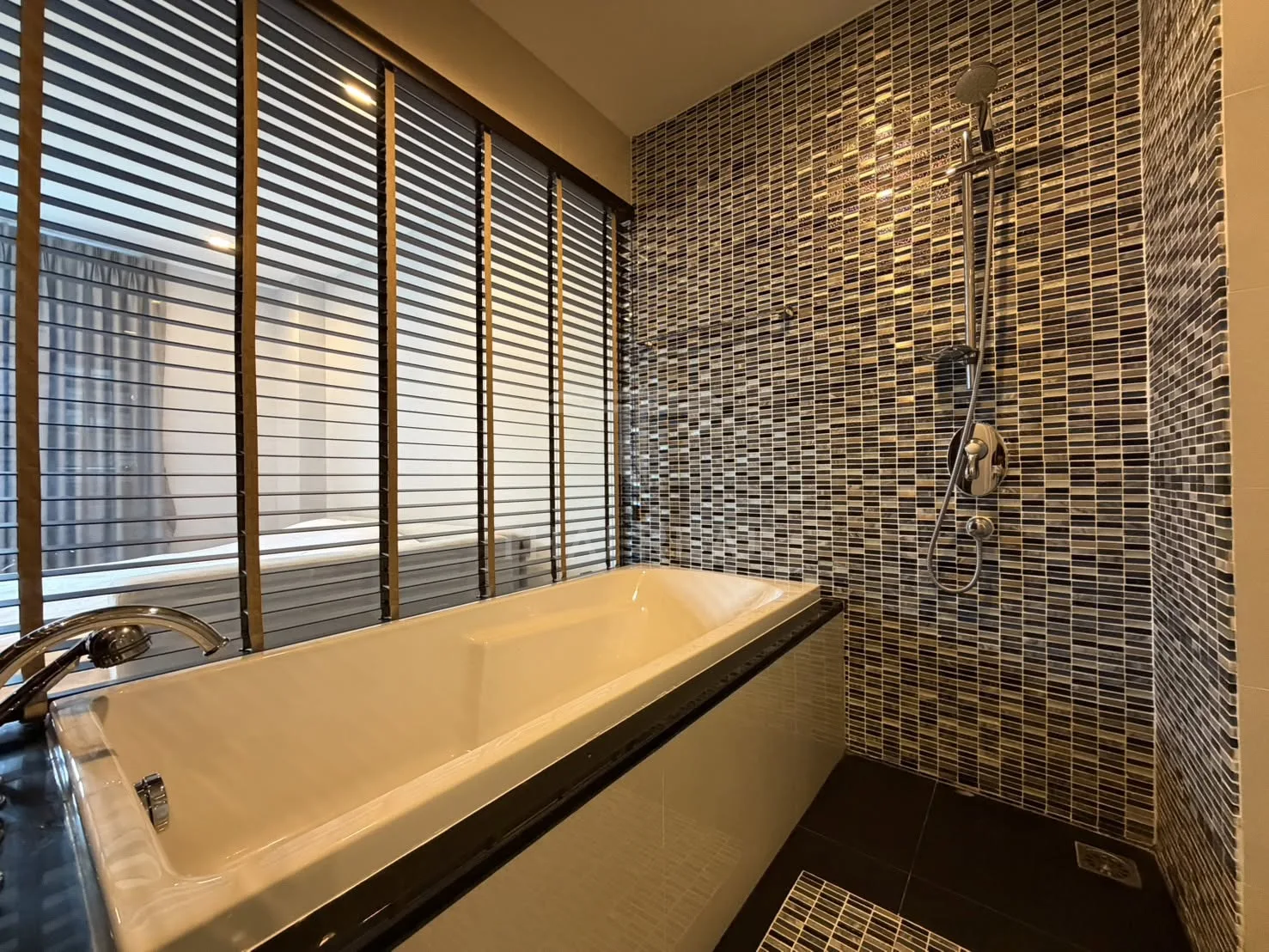 The Crest Santora — Condo – photo 9