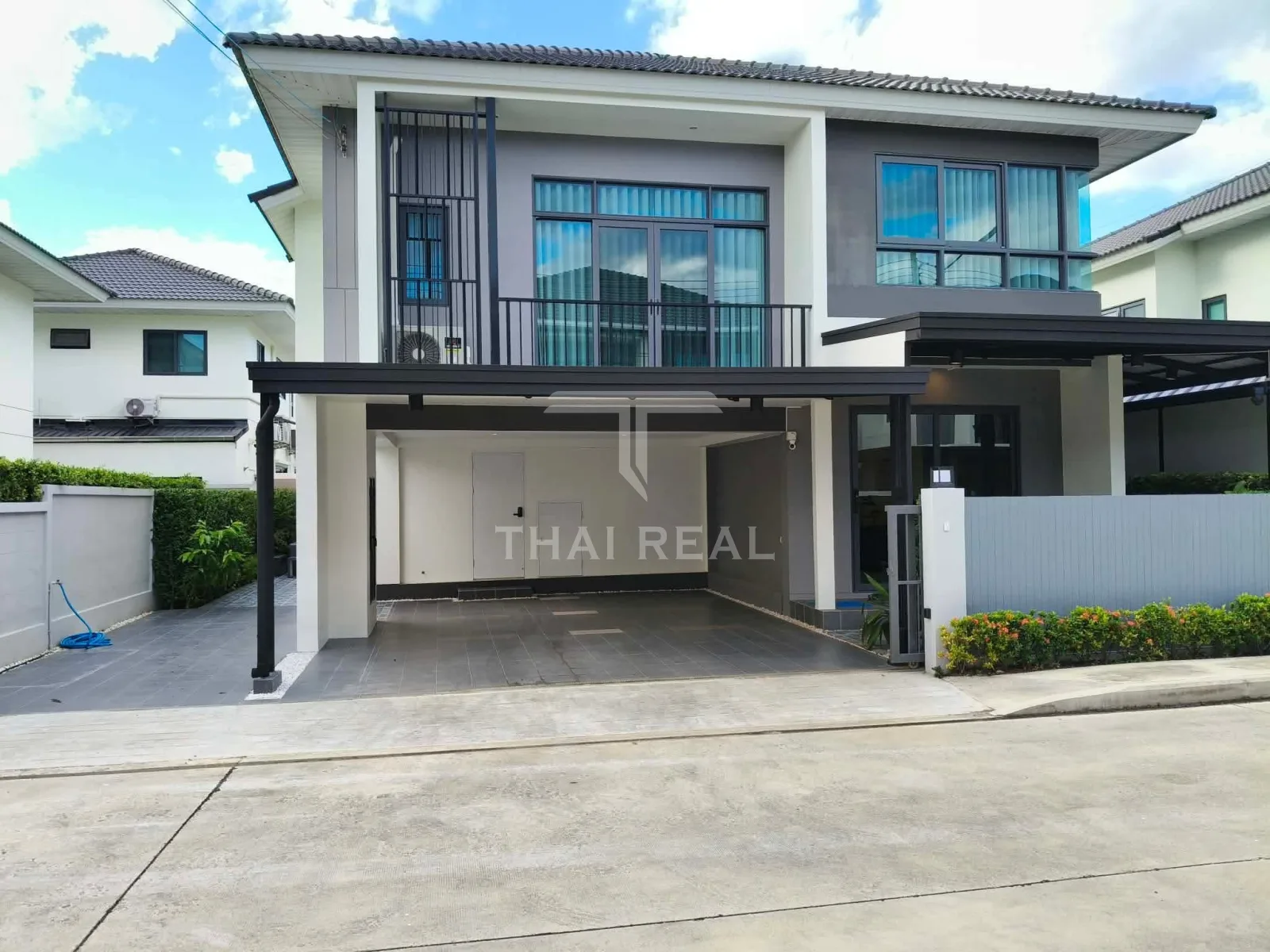 3-Bedroom House with Office - Supalai Ville