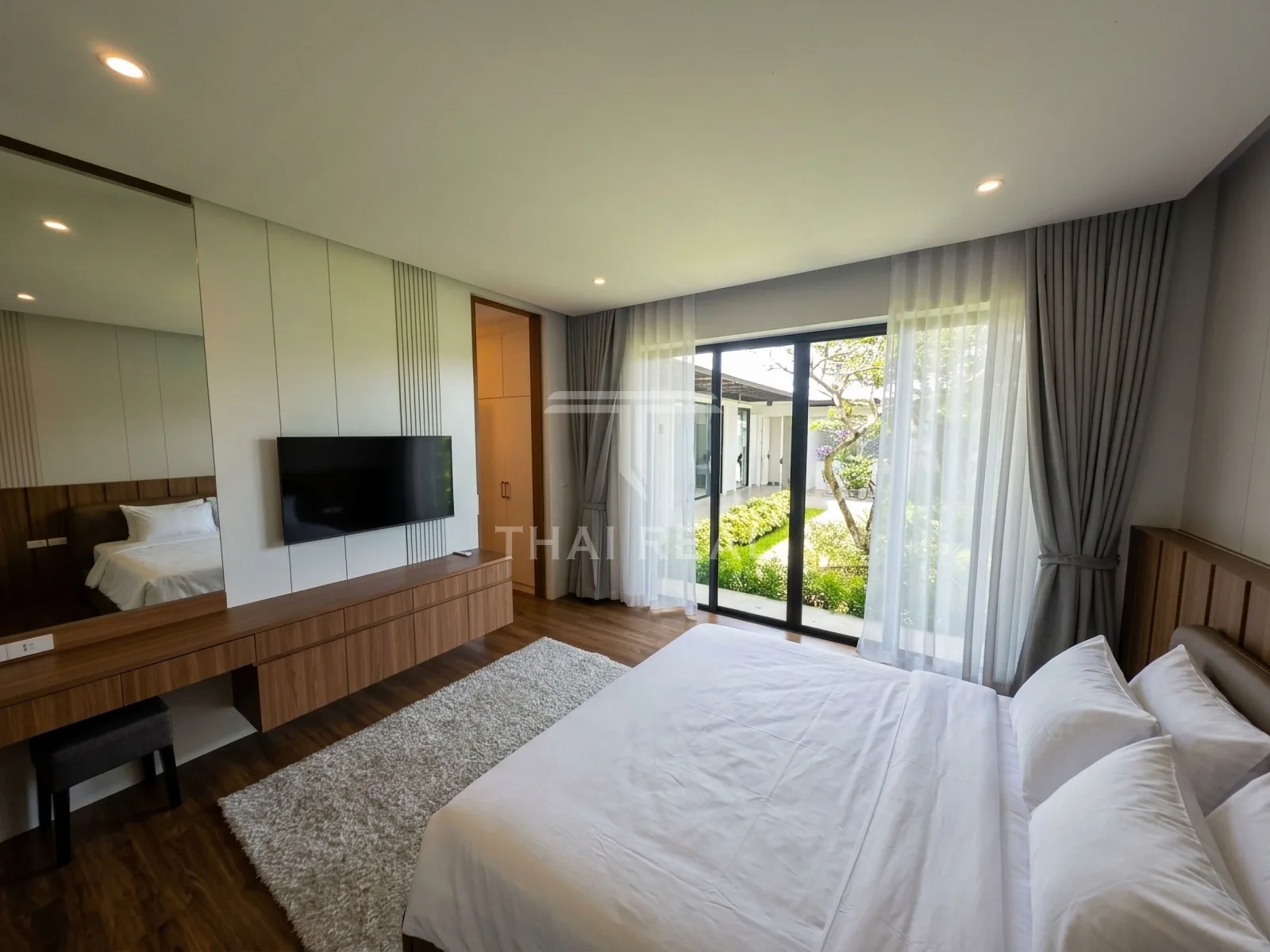 2-Bedroom Nordic-Style Garden Villa with Solar & EV Charger – photo 9