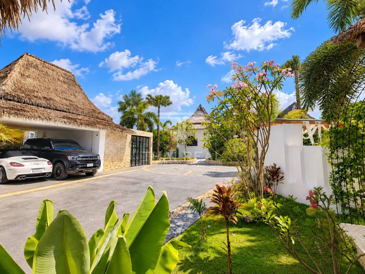 5-Bedroom Balinese-Colonial Luxury Pool Villa - Casa Maya – photo 14