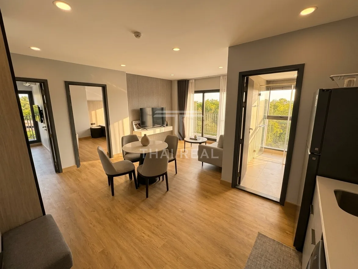 Brand-New 2-Bedroom Condo - Supalai Kram – photo 7