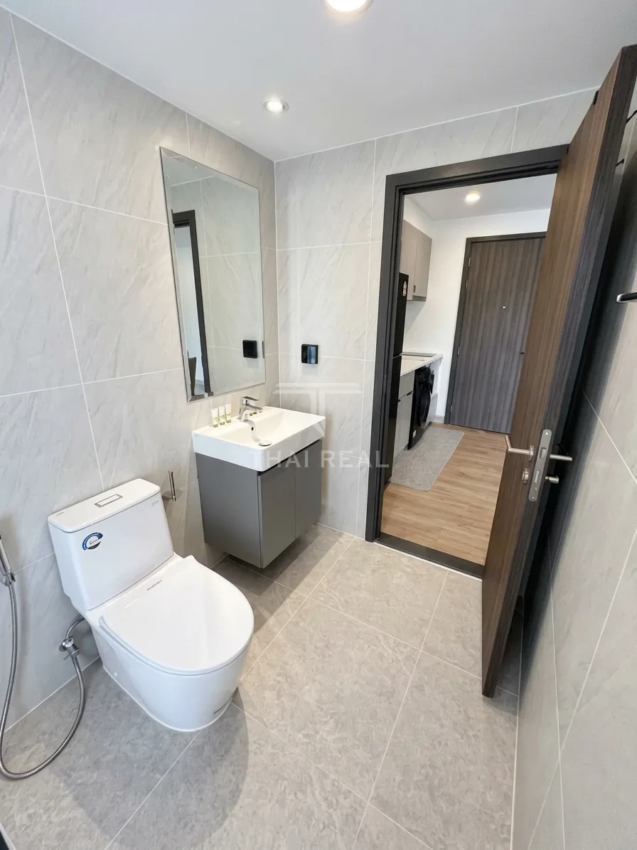 Brand-New 2-Bedroom Condo - Supalai Kram – photo 11