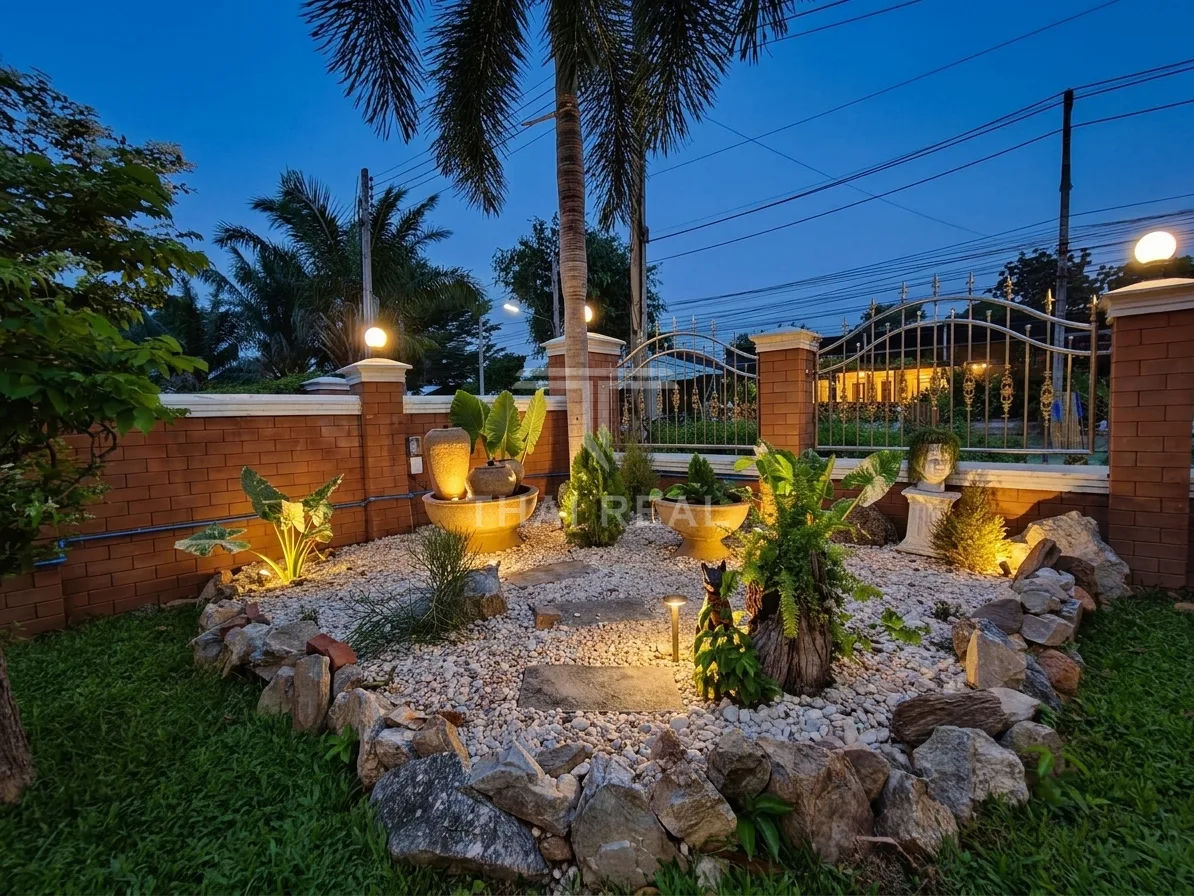 Spacious 3-Bedroom Pool Villa with Office and Large Garden – photo 20