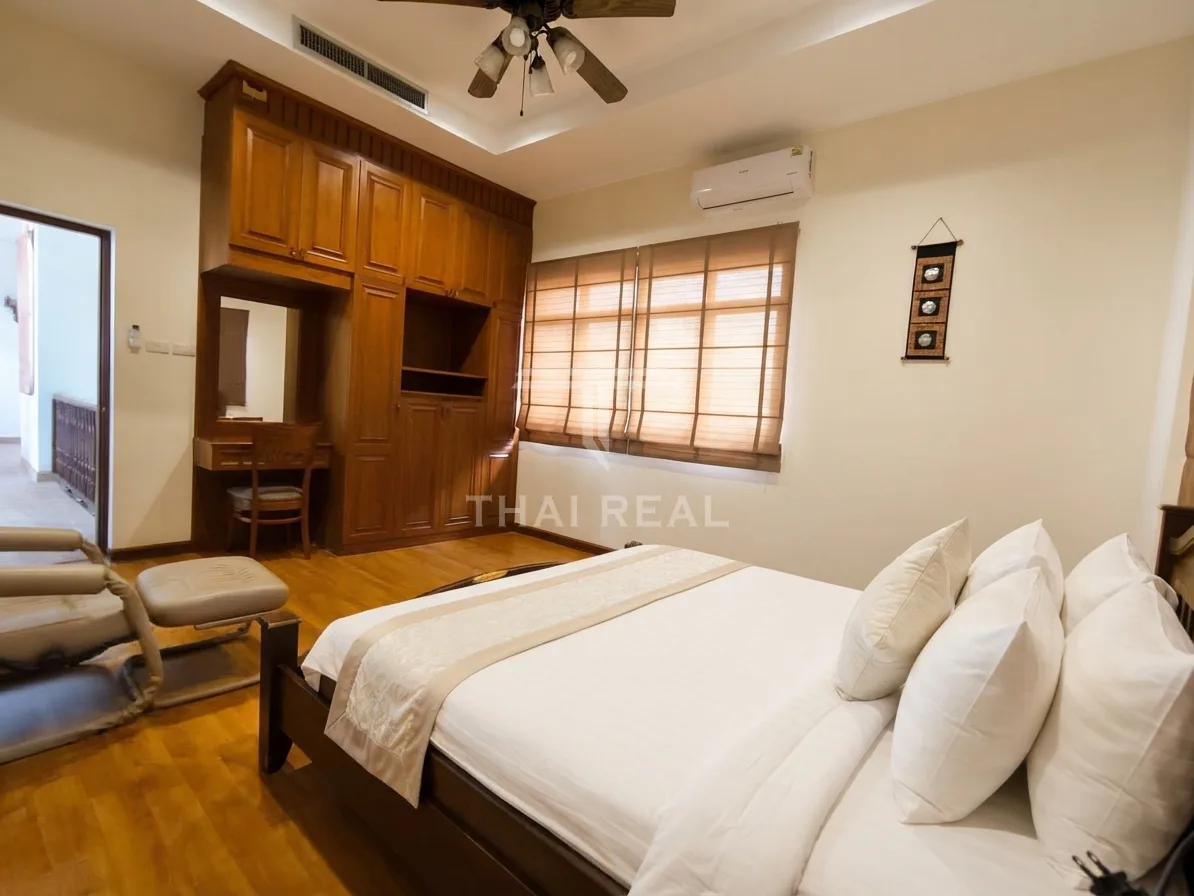 Spacious 3-Bedroom Pool Villa with Office and Large Garden – photo 5