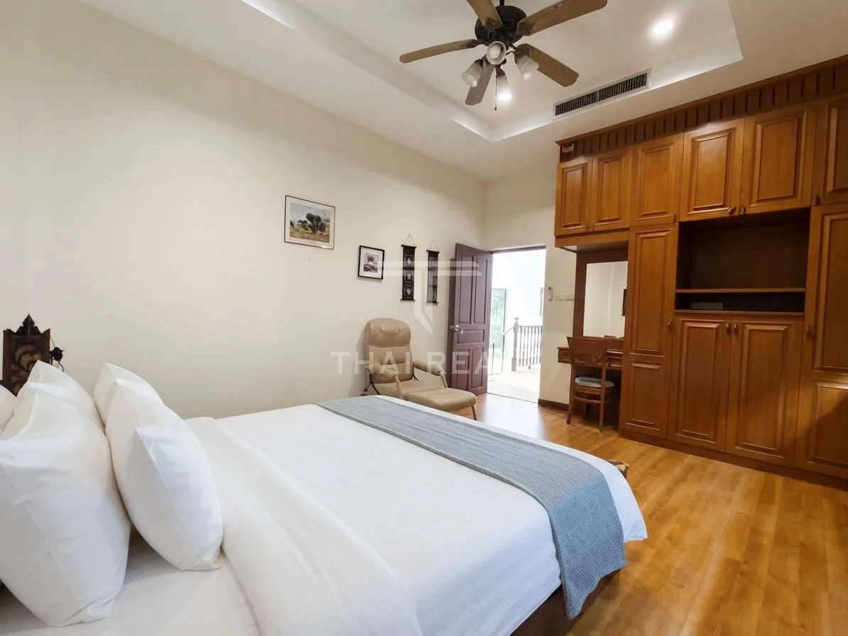 Spacious 3-Bedroom Pool Villa with Office and Large Garden – photo 14