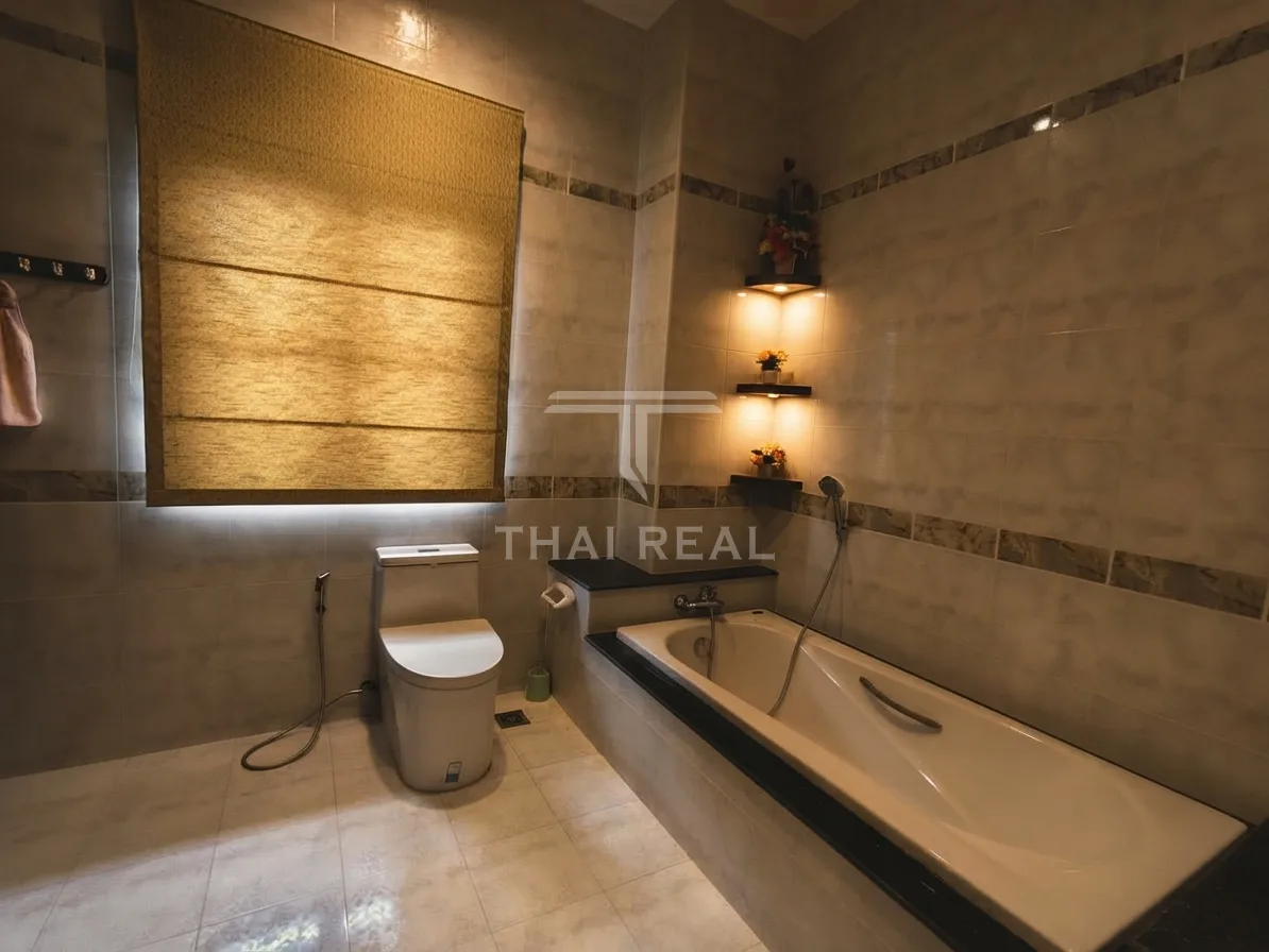 Spacious 3-Bedroom Pool Villa with Office and Large Garden – photo 16