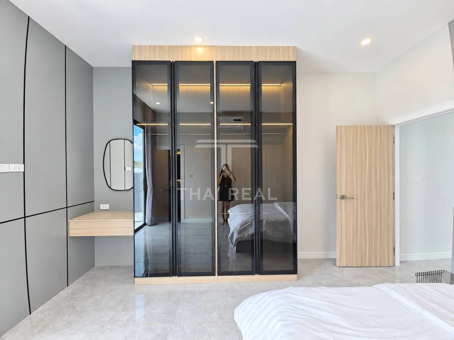 Modern 4-Bedroom Pool Villa – photo 22