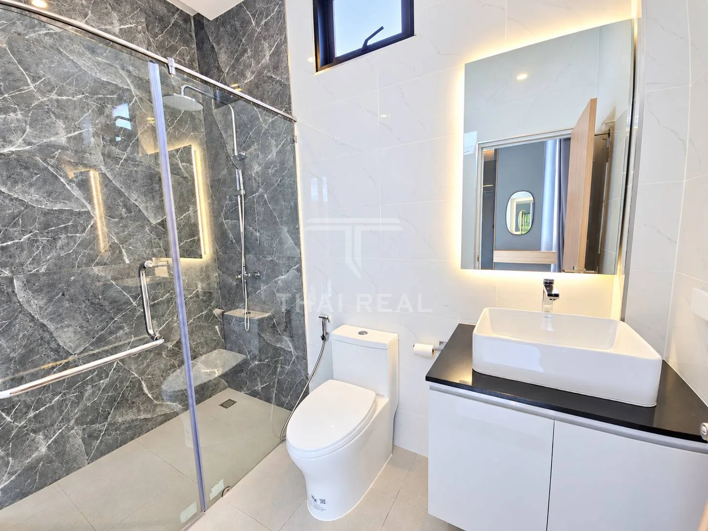 Modern 4-Bedroom Pool Villa – photo 24