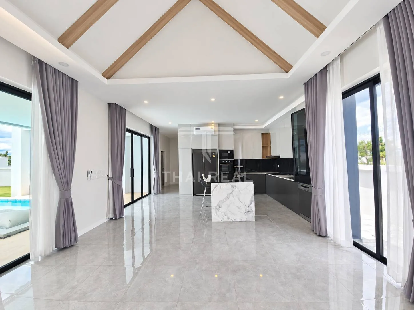 Modern 4-Bedroom Pool Villa – photo 5