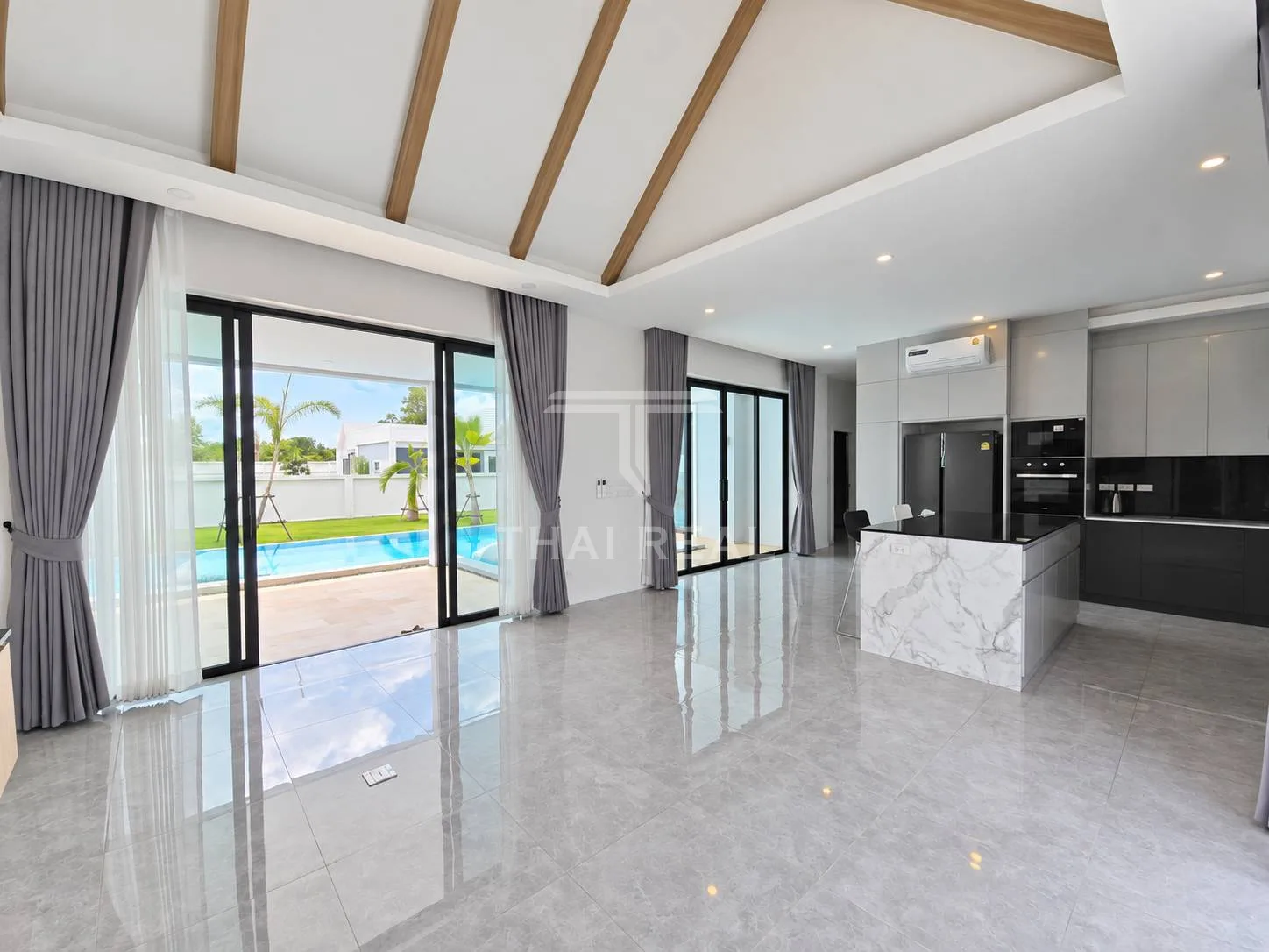 Modern 4-Bedroom Pool Villa – photo 7