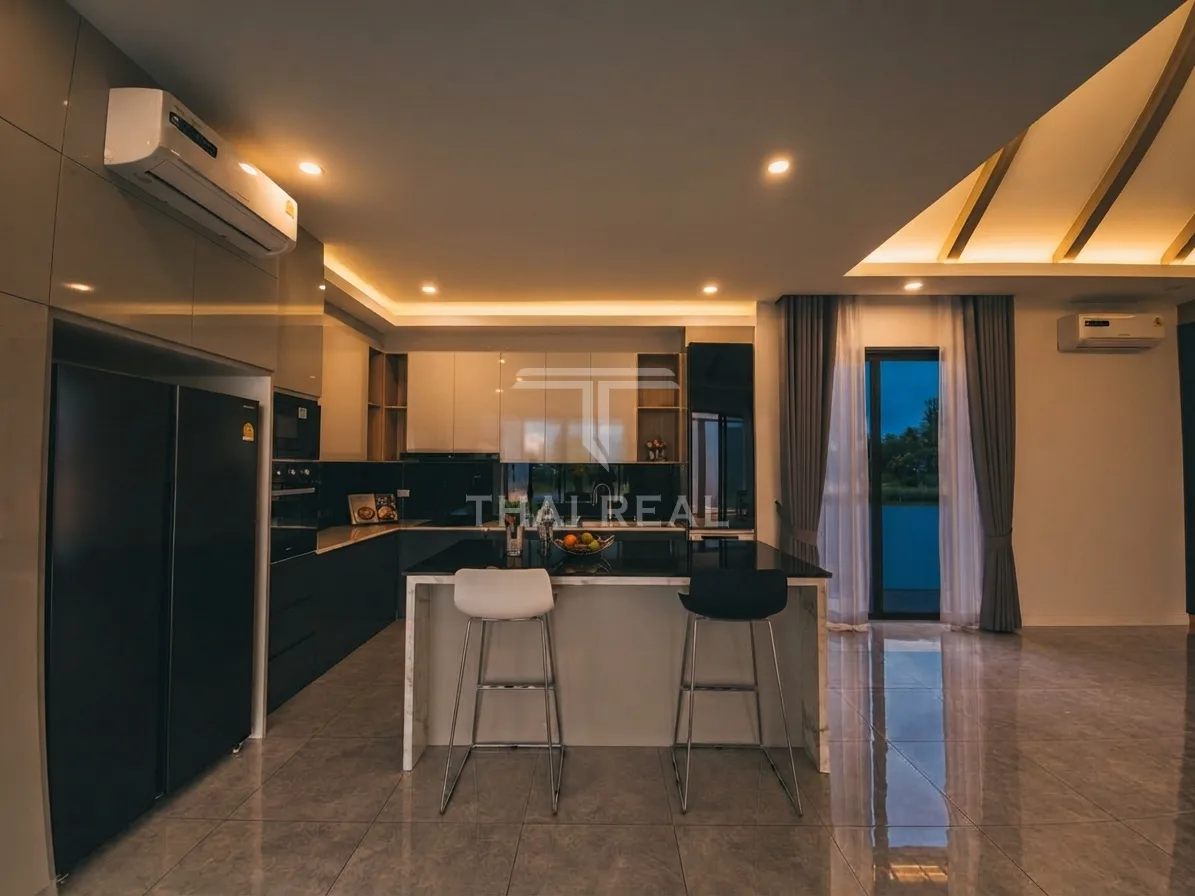 Modern 4-Bedroom Pool Villa – photo 11