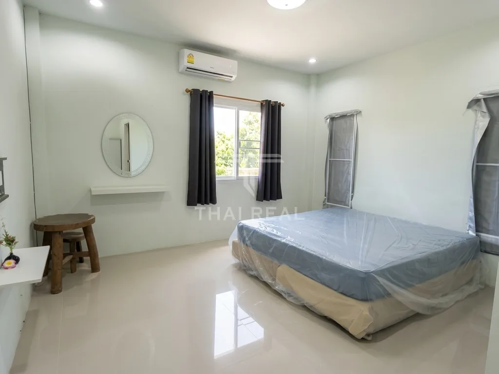3-Bedroom Villa with Covered Rooftop Terrace – photo 11