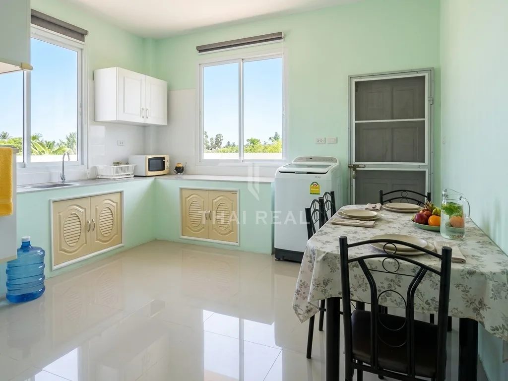 3-Bedroom Villa with Covered Rooftop Terrace – photo 3