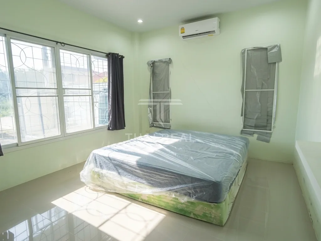 3-Bedroom Villa with Covered Rooftop Terrace – photo 4